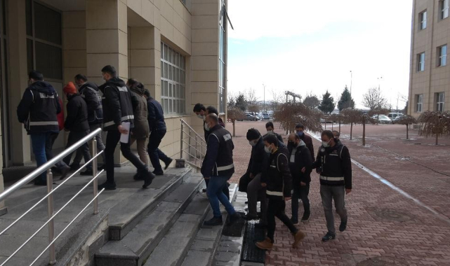FETÖ’nün mahrem ve rehberlik yapılanmasına operasyon: 9 gözaltı