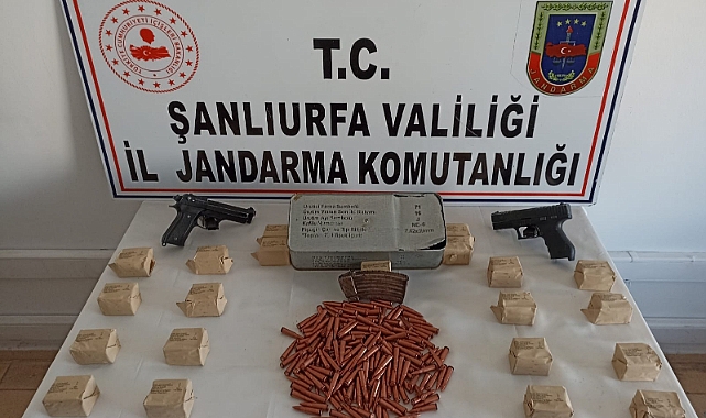 Şanlıurfa'da ahır duvarı içerisine gizlenen silah ele geçirildi!