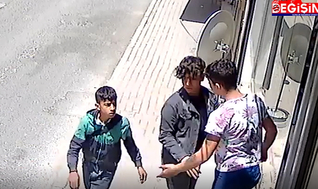 Şanlıurfa’da okul çıkışı kavga kameralara yansıdı