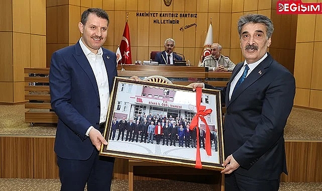 Vali Ayhan, İl Genel Meclisine veda etti