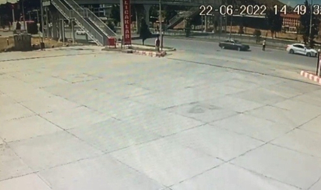 18 yaşındaki kızın öldüğü kaza kamerada