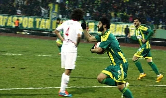 Şanlıurfaspor'un eski oyuncusu takımını Süper Lige çıkardı!