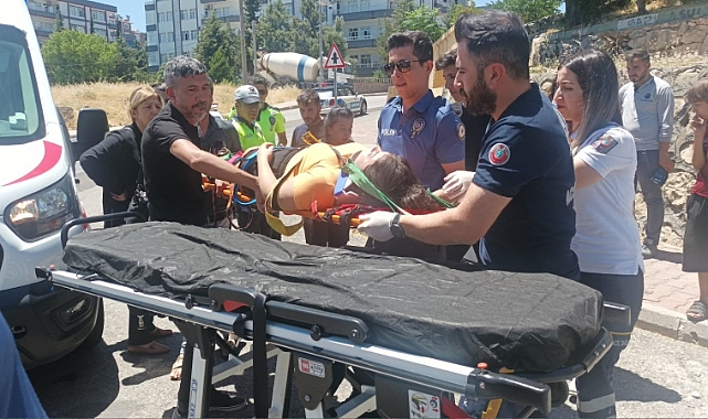 Bisiklet Devrildi Sürücüsü Yaralandı