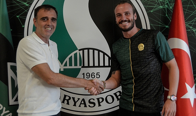 Sinan Kurumuş resmen Sakaryaspor’da