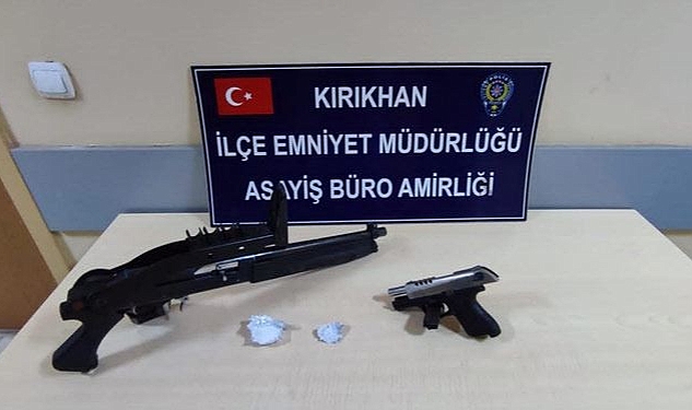 Nitelikli yağma suçundan 2 kişi tutuklandı