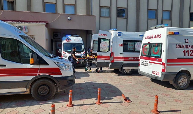 Otomobil şarampole yuvarlandı 5 kişi yaralandı