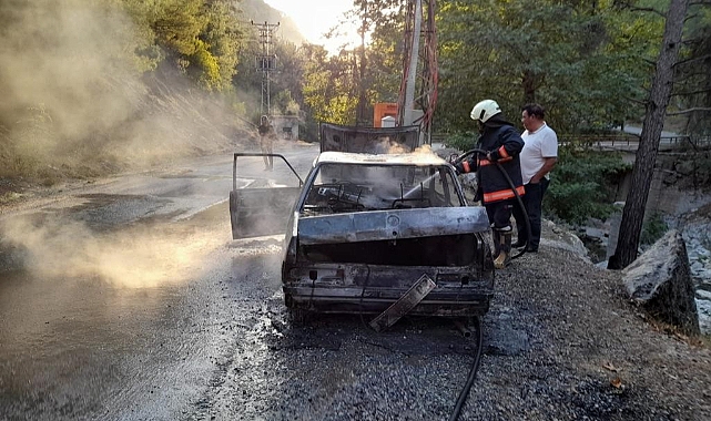 Otomobilde yangın çıktı kullanılamaz hale geldi