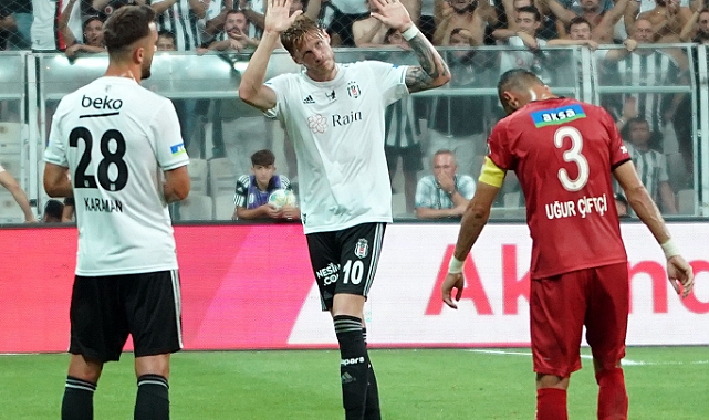 Siyah - beyazlılar zirveye uçtu!