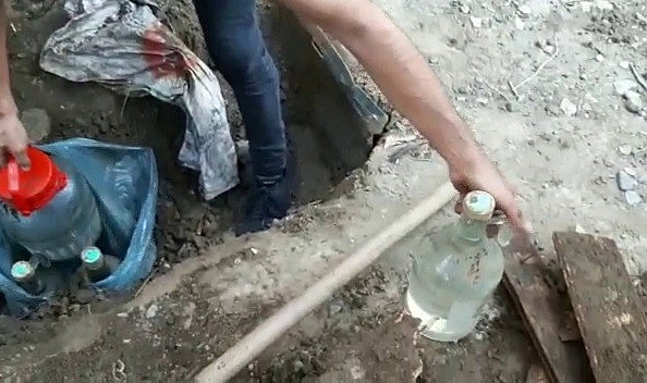 2 bin litre sahte rakı ele geçirildi!