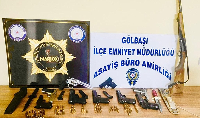 Adıyaman’da uyuşturucu denetiminde silah ele geçirildi