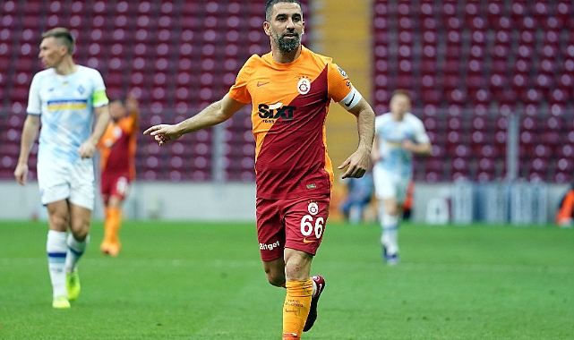 Arda Turan, futbola noktayı koydu