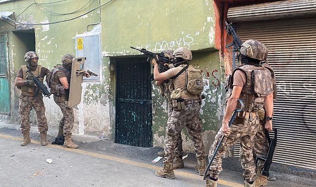 DEAŞ’a şafak operasyonu: 10 gözaltı