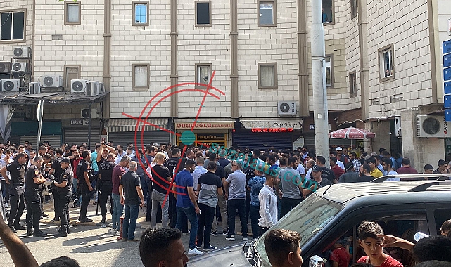Kapaklı pasajına kaçak telefon baskını!