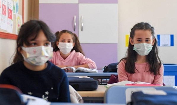 Okulda enfeksiyon riskine dikkat