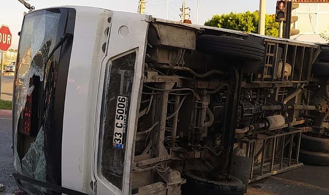 Otobüs ile otomobil çarpıştı 2 kişi yaralandı