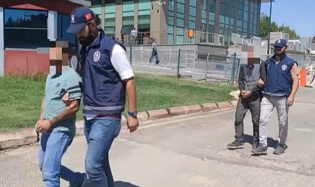 Otomobil çalan 2 şüpheli tutuklandı