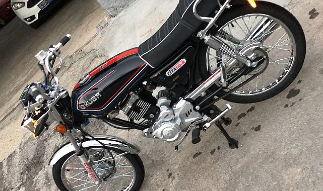 Park halindeki motosiklet çalındı