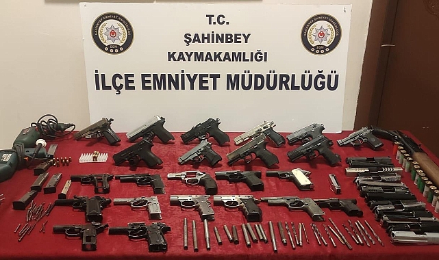 Silah imalathanesine baskın! 2 gözaltı