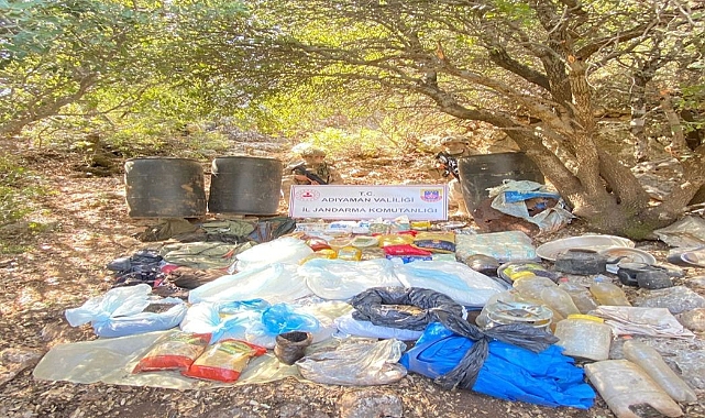 Teröristlere ait yaşam malzemeleri ele geçirildi