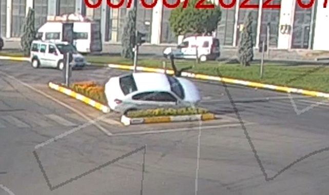 Urfa'daki trafik kazaları polis kameralarına yansıdı