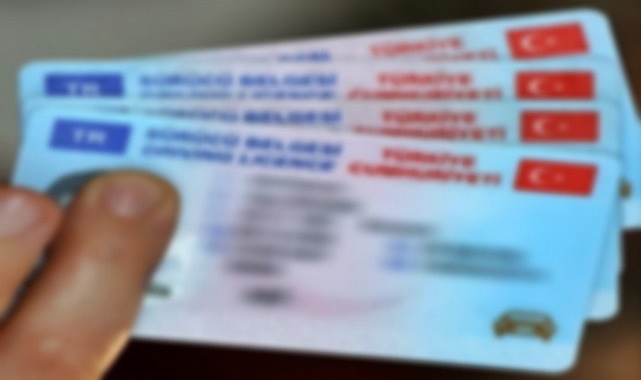 Eski tip sürücü belgelerinin değiştirilme süresi uzatıldı