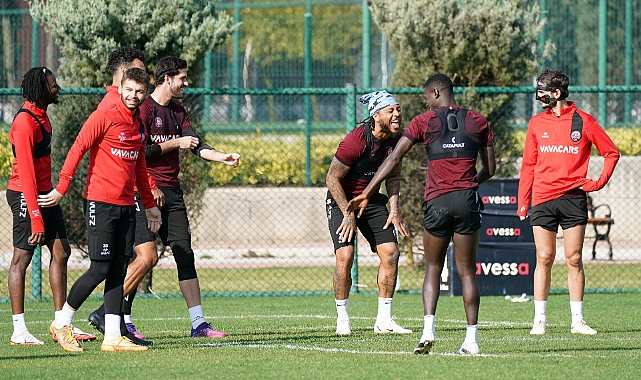 Fatih Karagümrük, Galatasaray maçı hazırlıklarını sürdürüyor