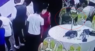Herkes oyuna daldı küçük hırsızlar telefon çaldı