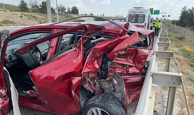 İki otomobil çarpıştı: 1 yaralı