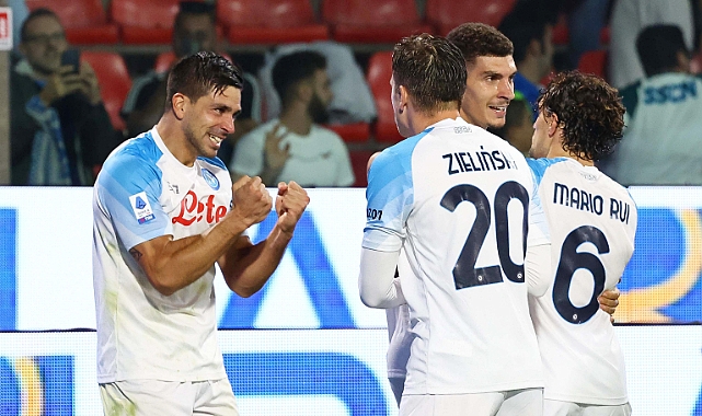 Napoli, bu sezonki performansıyla parmak ısırtıyor
