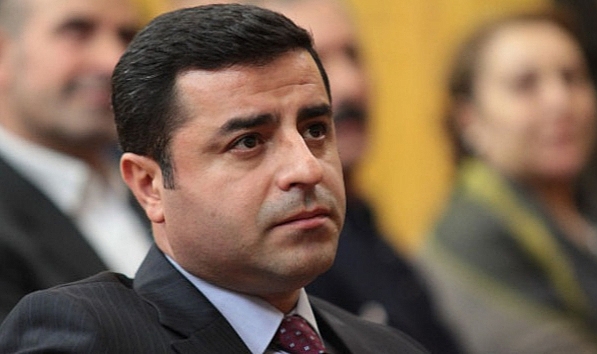 Selahattin Demirtaş'a 2 yıl 6 ay hapis cezası verildi