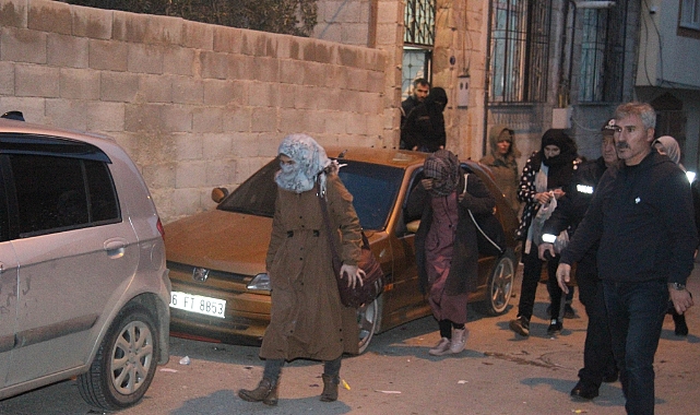 9 kaçak göçmen yakalandı