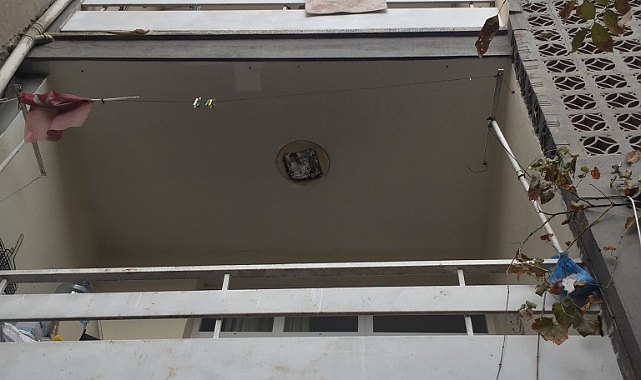 Aynı apartman 11 ay arayla iki kadına mezar oldu