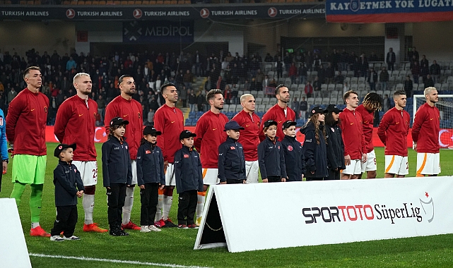 Galatasaray puan farkını 2'ye düşürdü