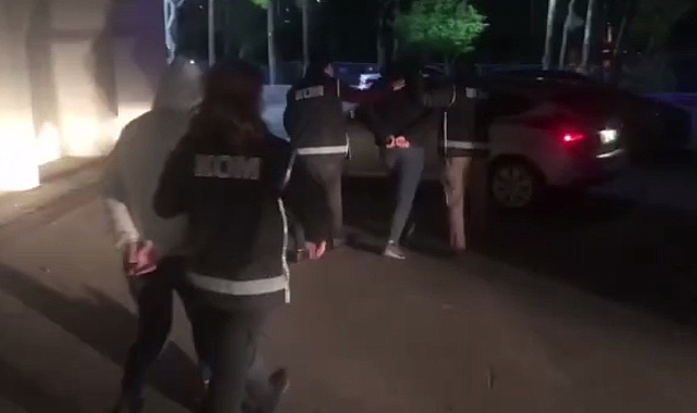 Irak'ta bir bankayı dolandıran şüpheliler Mersin'de yakalandı