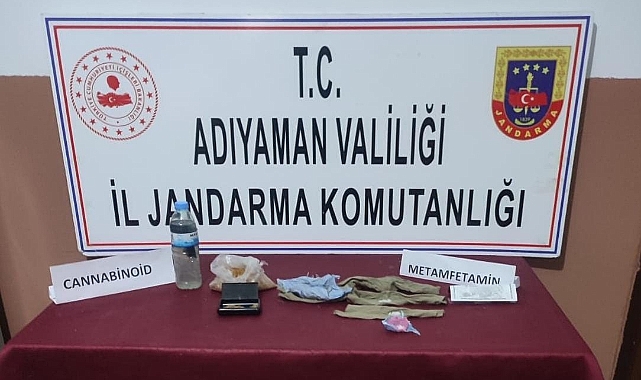 Jandarma uyuşturucu madde bulunduran 8 kişiyi gözaltına aldı