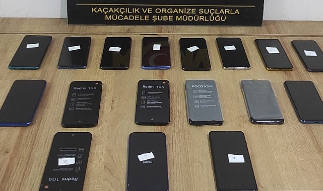 Kaçak cep telefonları ele geçirildi