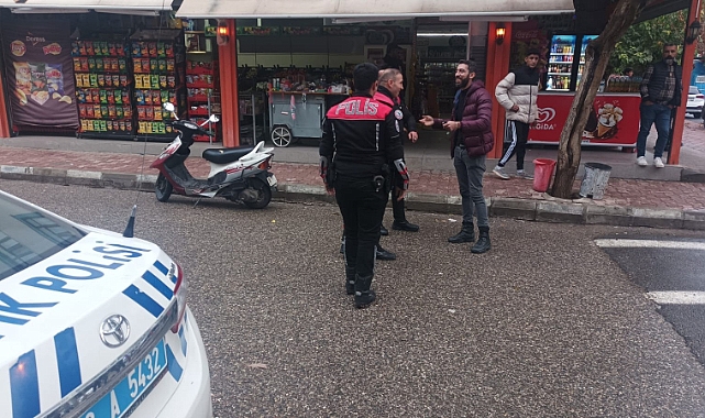Polis ekiplerine zorluk çıkaran 3 kişi gözaltına alındı