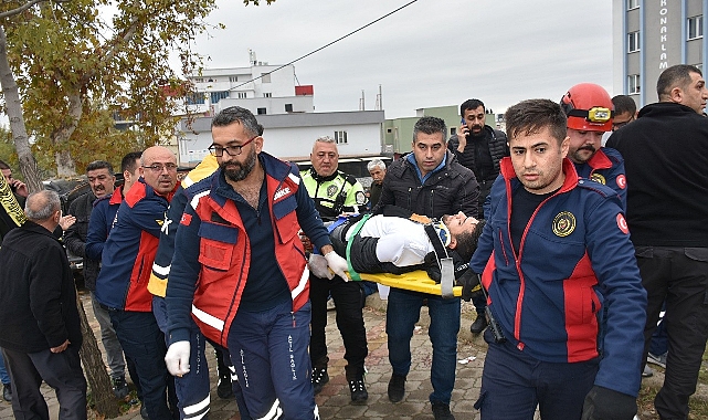 Servis minibüsüyle ile 5 aracın karıştığı kazada yaralı sayısı 17'ye çıktı