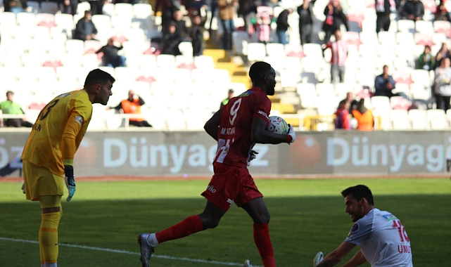 Sivasspor’da Yatabare gol sayısını 5’e çıkardı