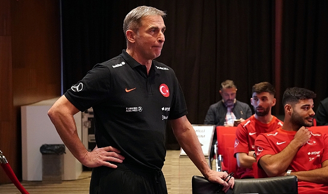 Stefan Kuntz, Galler ve Hırvatistan’ı takip etmek için Katar’da