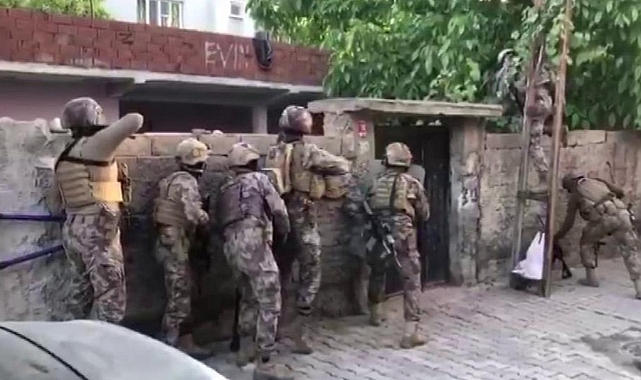 Terör operasyonu: 11 kişi yakalandı