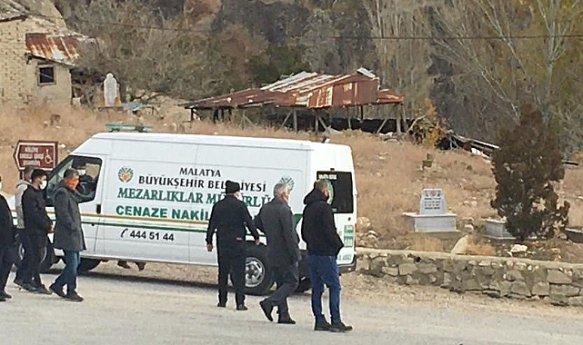Yalnız yaşayan yaşlı adam evinde ölü bulundu