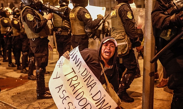 Peru'da protestolardaki can kayıpları kabinede istifa getirdi