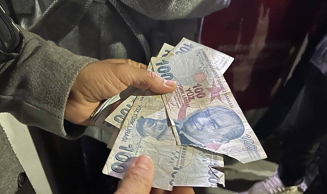 ATM'den para çekenler gözlerine inanamadı