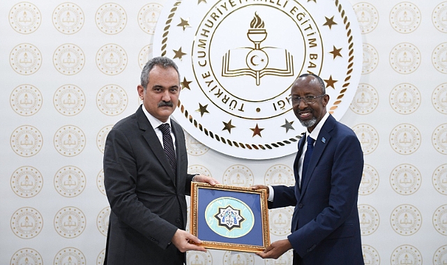 Bakanlar eğitim için bir araya geldi