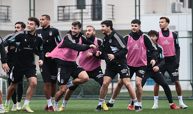 Beşiktaş kondisyon ve taktik çalıştı