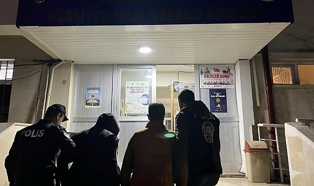 Bıçaklı kavgaya karışan 2 kişi tutuklandı
