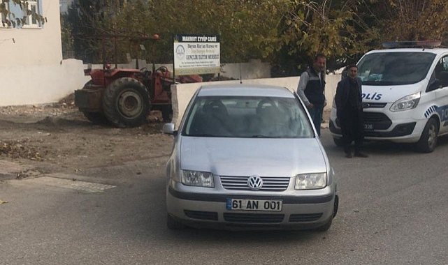 Motosiklet ile otomobil çarpıştı: 1 yaralı