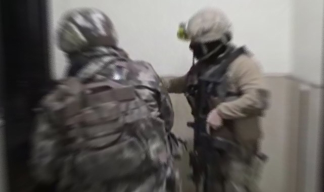 Şanlıurfa'da eş zamanlı terör operasyonu! 4 tutuklama