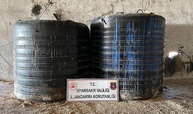 Bir çiftlikte 40 bin litre kaçak yakıt ele geçirildi